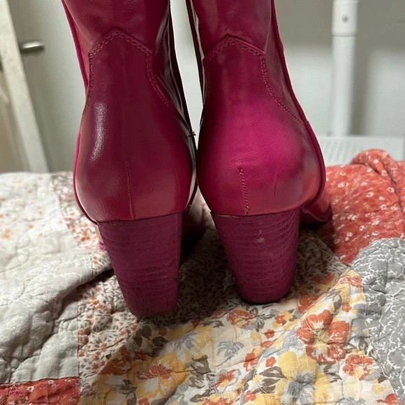 BEAST FASHION Fuchsia Heeled Boots with Silver Tips - Picture 10 of 12